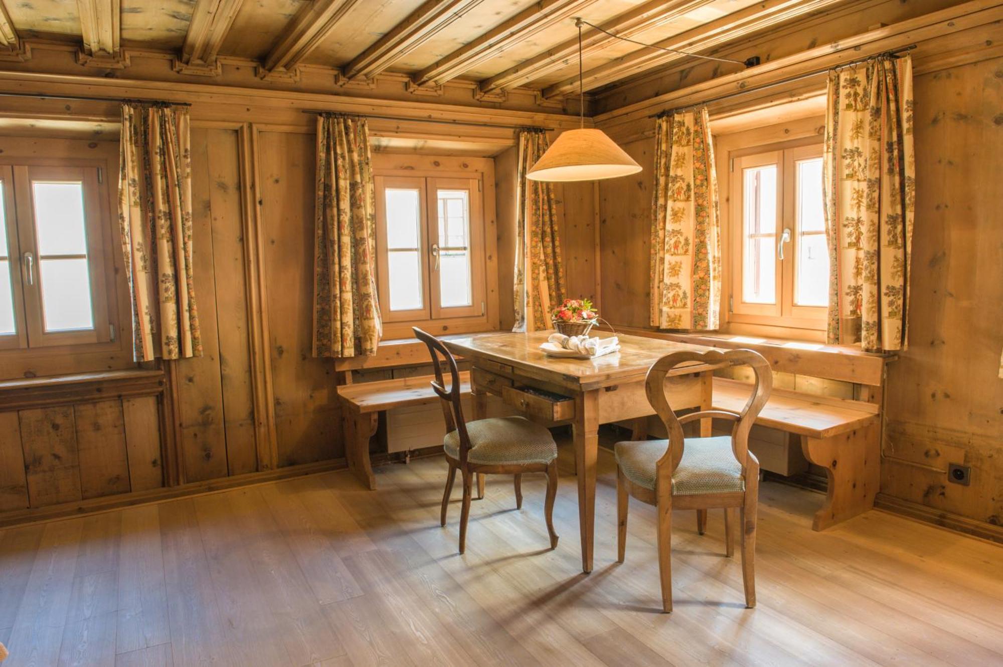 Chesa Michel Apartment Bever Cameră foto